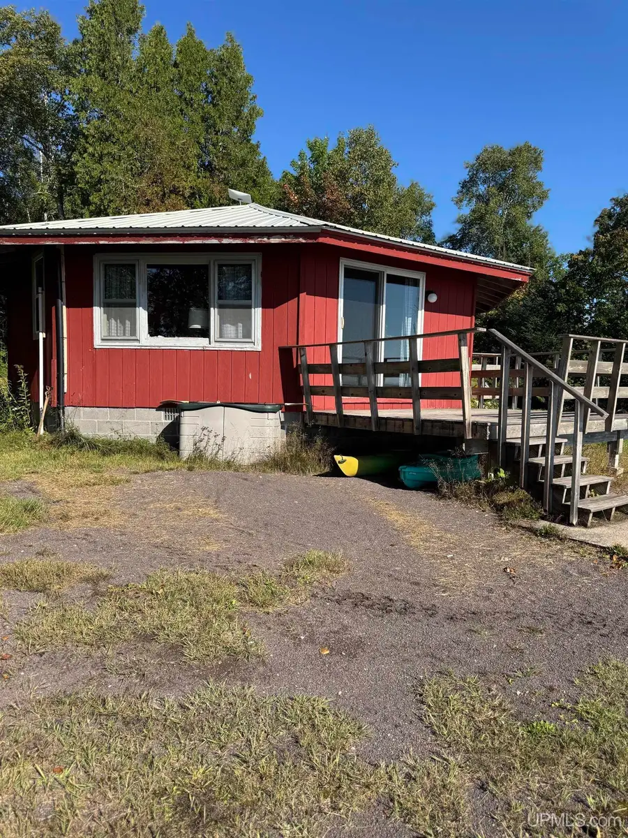 9049 Shoemaker, Lake Linden, MI 49945 - #3