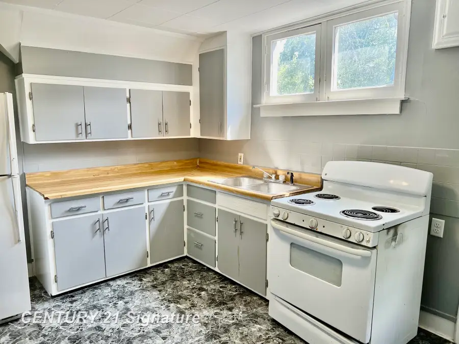 815 Mackinaw, Saginaw, MI 48602 - #2
