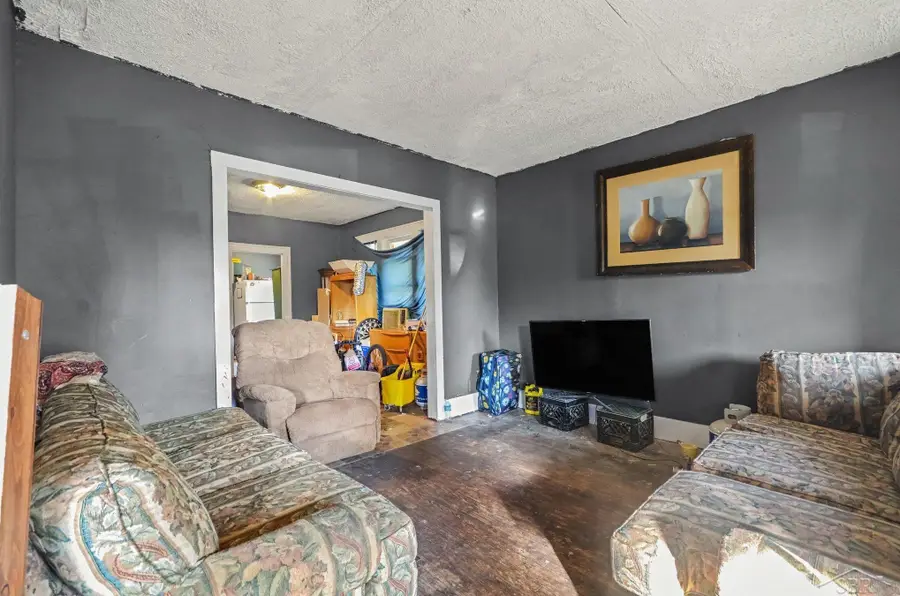 5023 Iroquois, Detroit, MI 48213 - #3