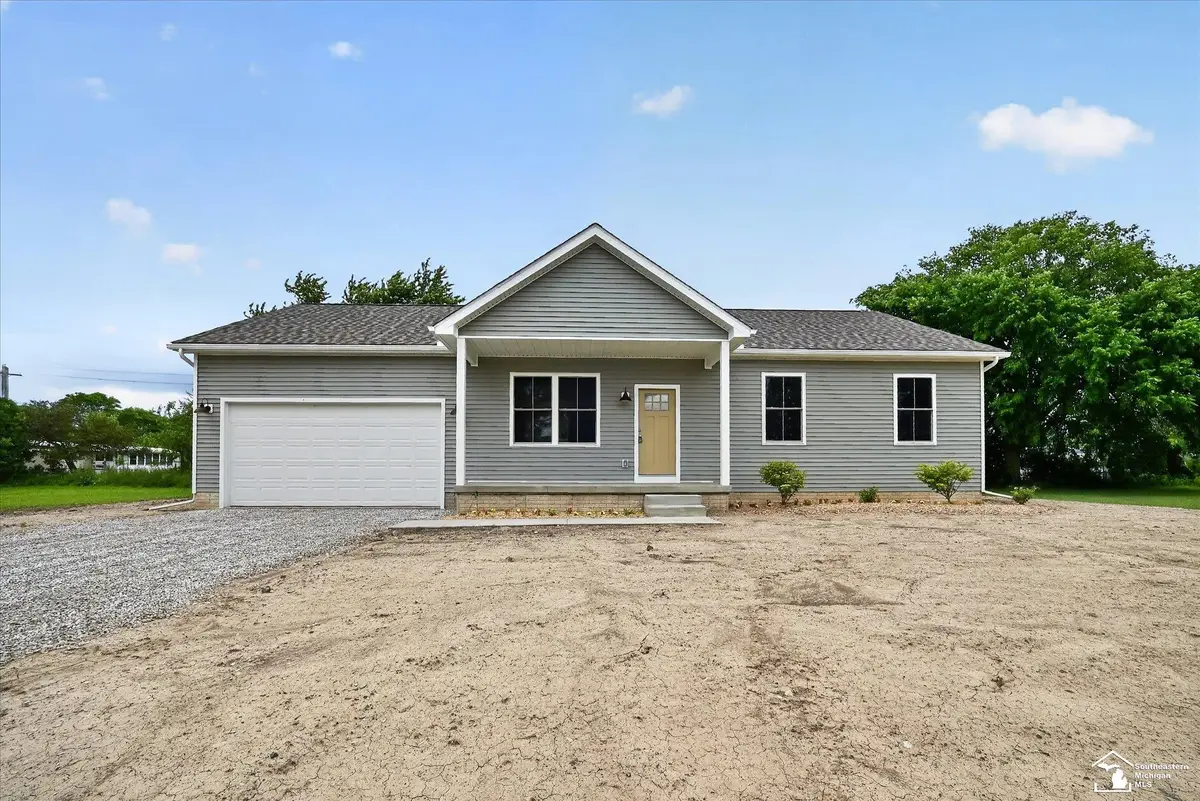926 Ford, Carleton, MI 48117 - #1