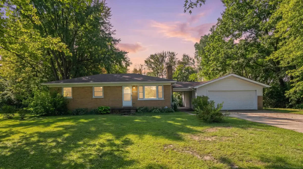 47062 Sugarbush, New Baltimore, MI 48047 - #1