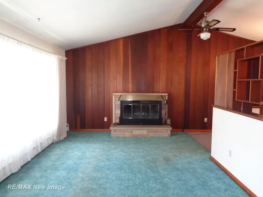 1391 Sauk, Saginaw, MI 48638 - #2