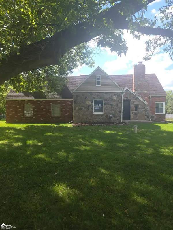 1491 Iva, Burton, MI 48509