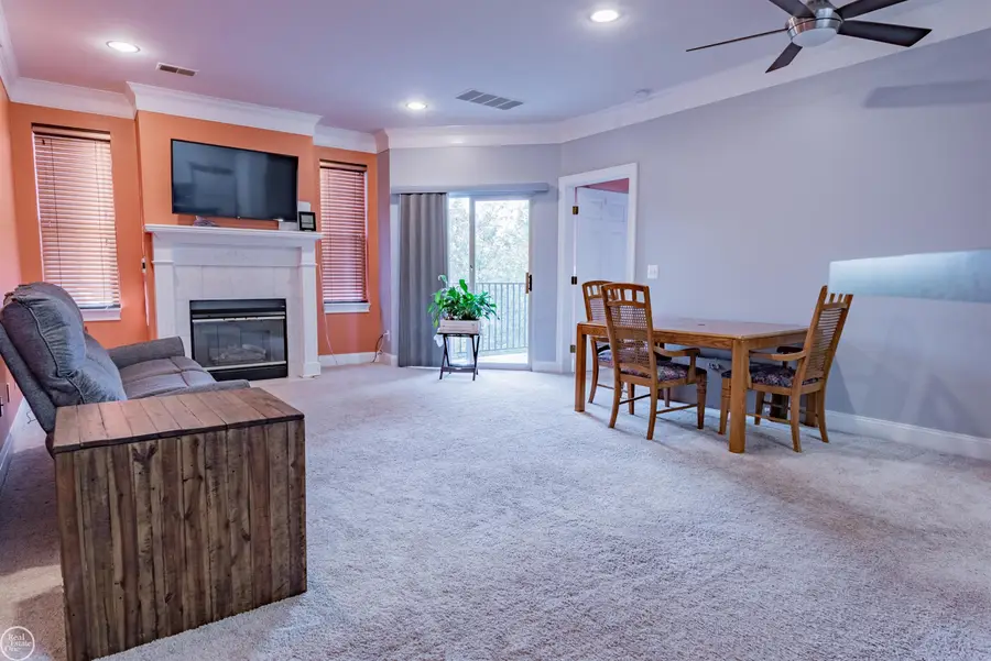39178 Hayes #building 1 Unit 23, Clinton Township, MI 48038 - #3