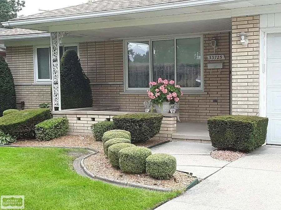 33725 Somerset, Sterling Heights, MI 48312 - #2