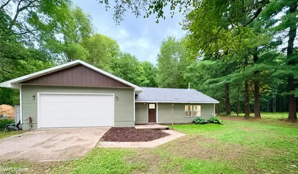5167 Howard, Kimball, MI 48074