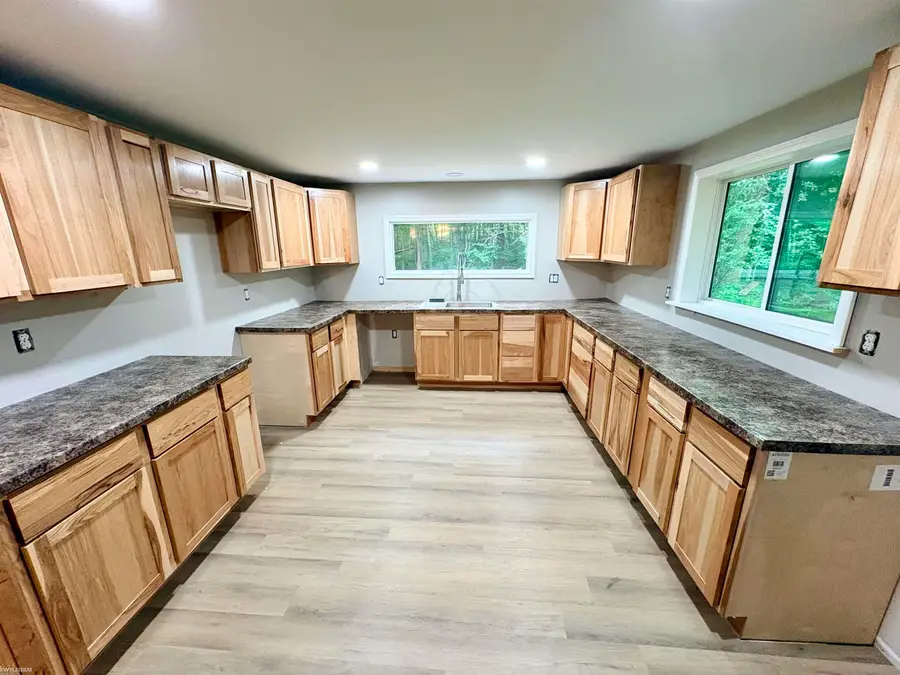 5167 Howard, Kimball, MI 48074 - #2