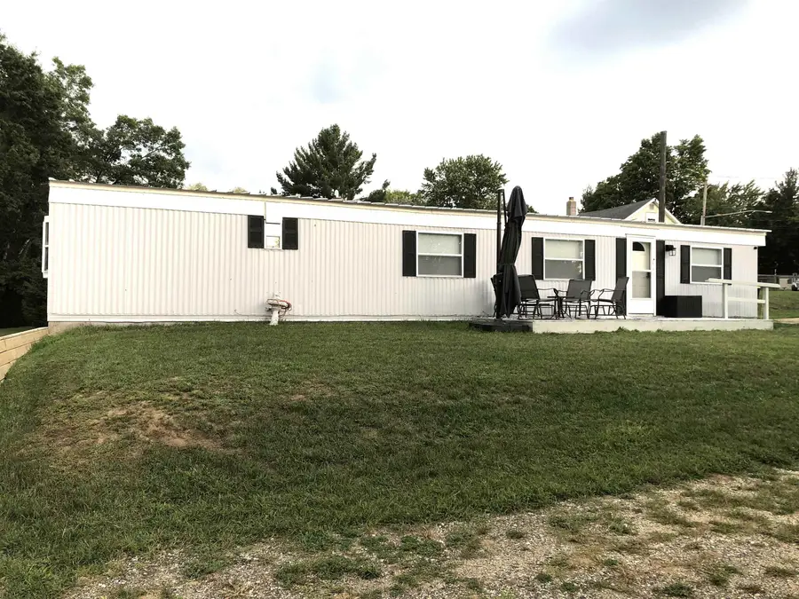 533 N Superior, Farwell, MI 48622 - #2