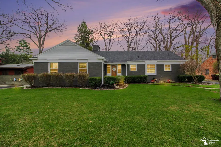 330 Cole, Monroe, MI 48162 - #2