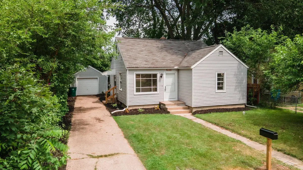 1602 W Mount Hope, Lansing, MI 48910 - #1