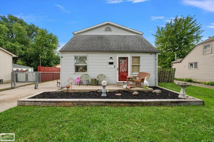 29245 Coolidge, Roseville, MI 48066 - #2