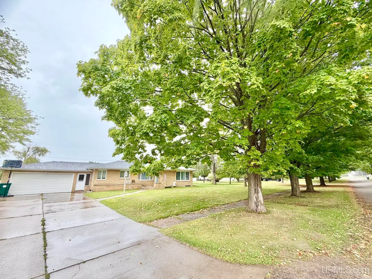 700 Henford, Kingsford, MI 49802 - #1