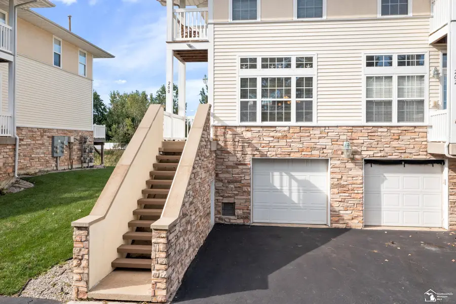 200 Beachwalk, Luna Pier, MI 48157 - #2