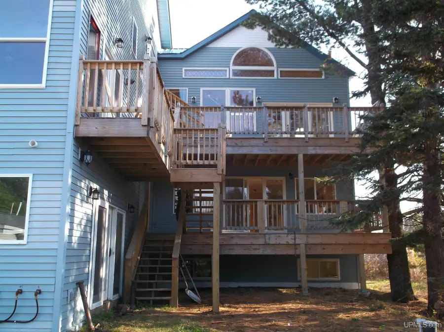 50561 Sixth, Hancock, MI 49930 - #3
