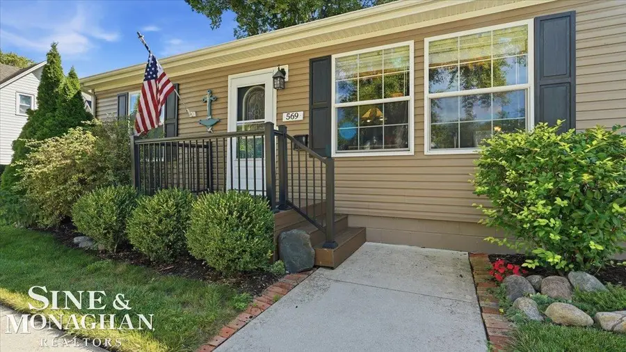 569 S Elizabeth, Marine City, MI 48039 - #3