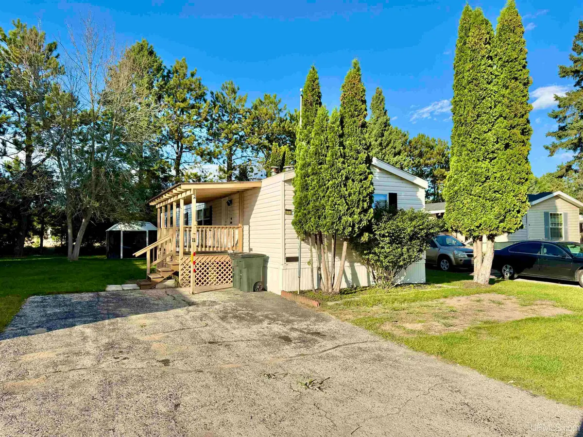 1600 S 30th Lot 11, Escanaba, MI 49829 - #1