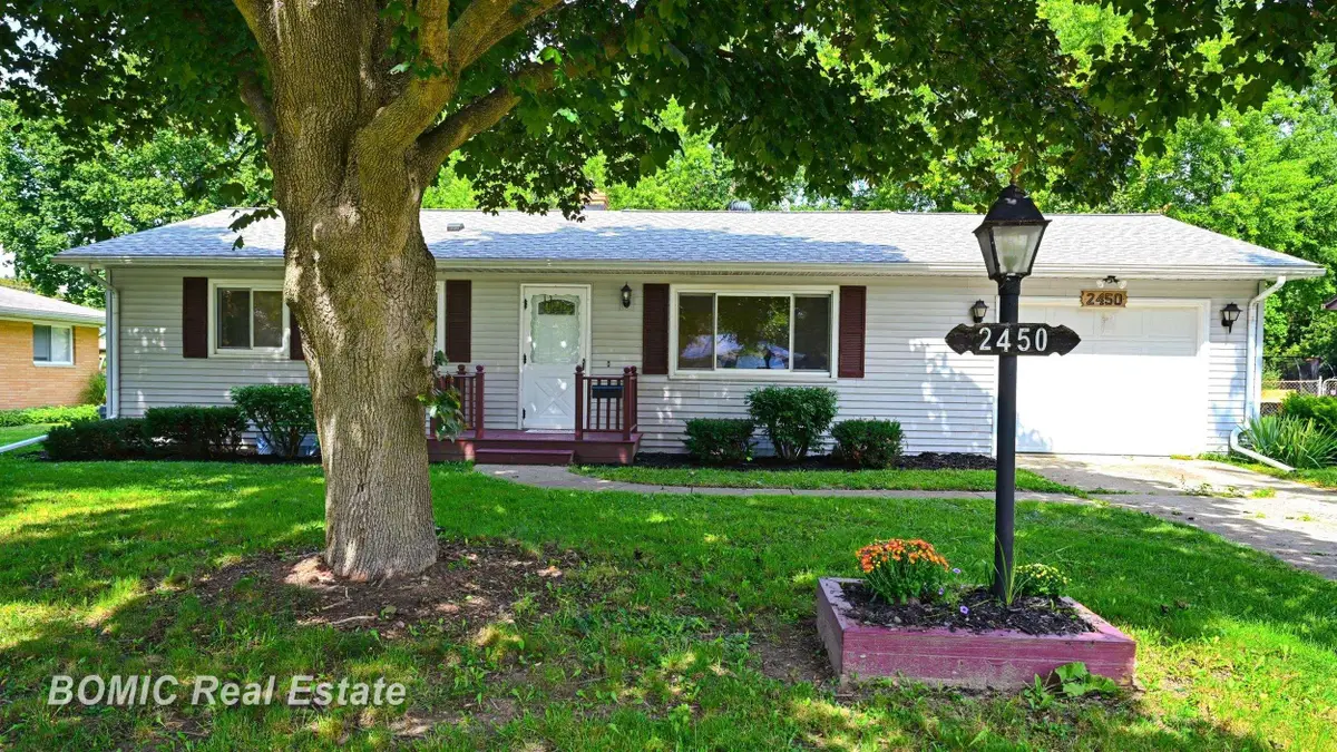 2450 Yellowstone, Saginaw, MI 48603 - #1