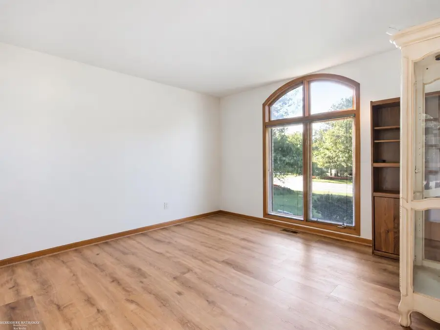 3016 Charlwood, Rochester Hills, MI 48306 - #3
