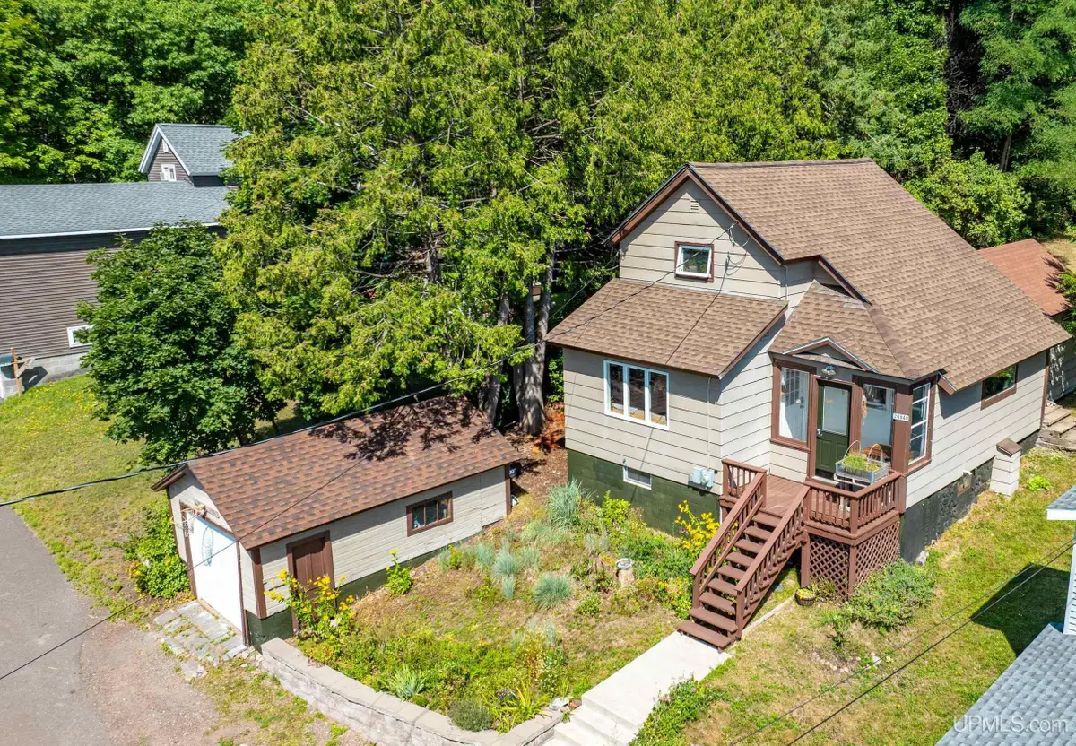 20848 3rd, Hancock, MI 49930 - #1