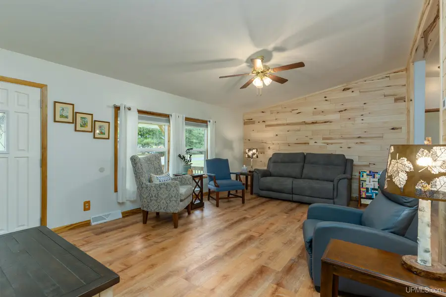 1806 Crose, Iron River, MI 49935 - #3