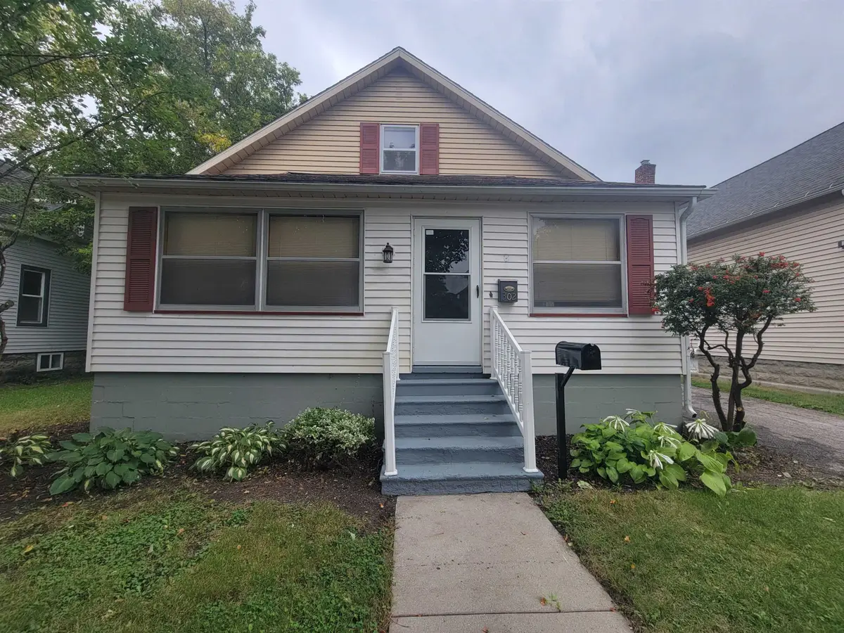 302 Fitzhugh, Bay City, MI 48708 - #1