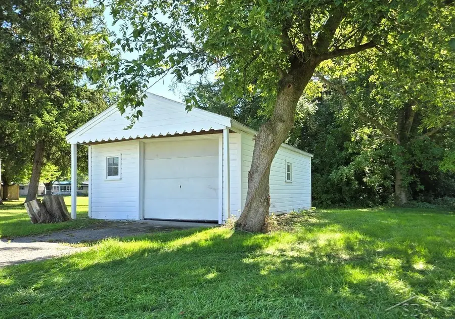 3715 Shattuck, Saginaw, MI 48603 - #2