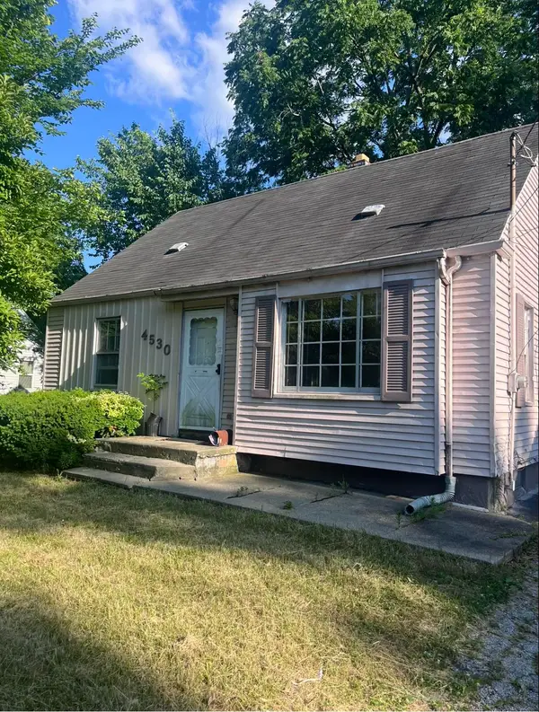 4530 Milton, Flint, MI 48507