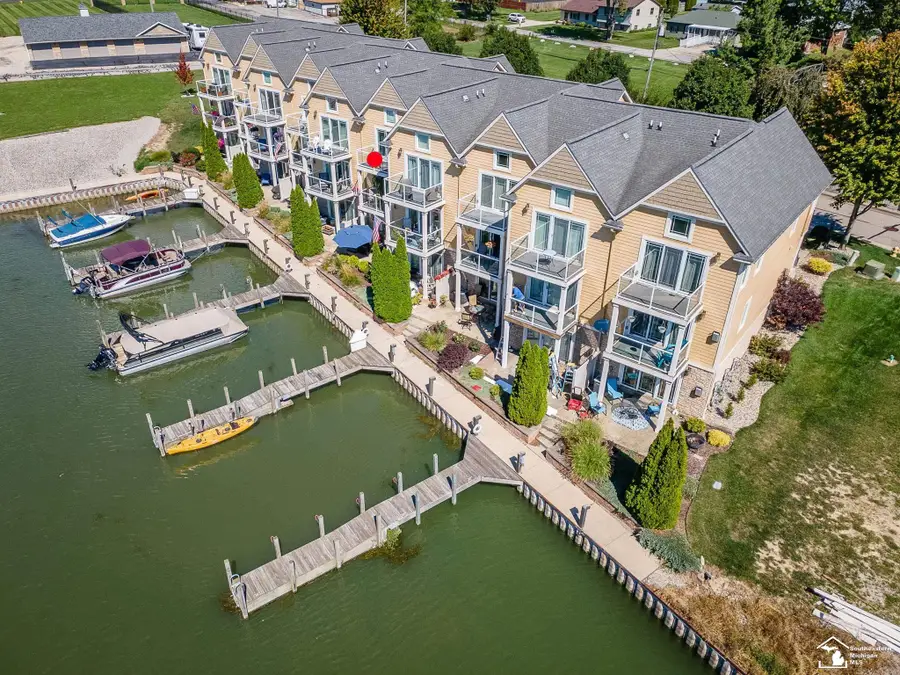 3142 Charm Harbor, Monroe, MI 48162 - #2