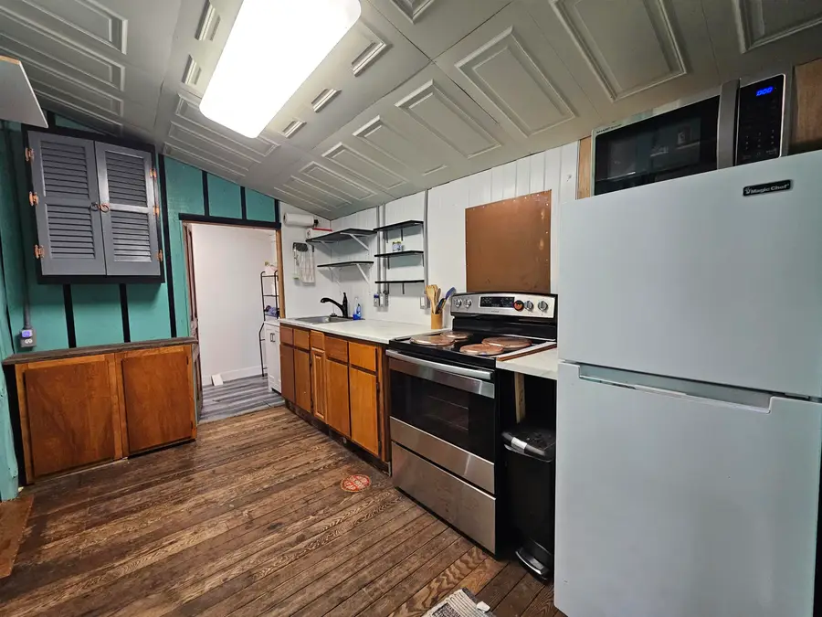300 Robert, Harrison, MI 48625 - #2