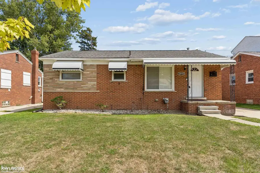 28930 Hughes, Saint Clair Shores, MI 48081 - #3