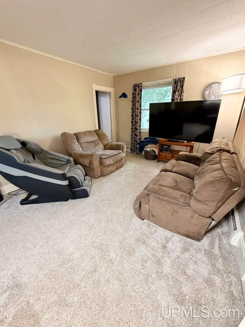 590 Jasper, Ishpeming, MI 49849 - #3
