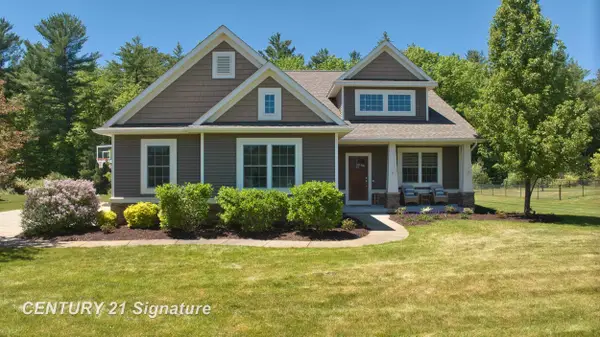 2083 N Harvest, Midland, MI 48642