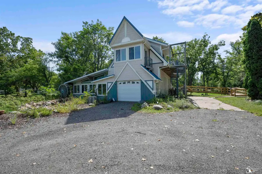7977 N Custer, Monroe, MI 48162 - #3