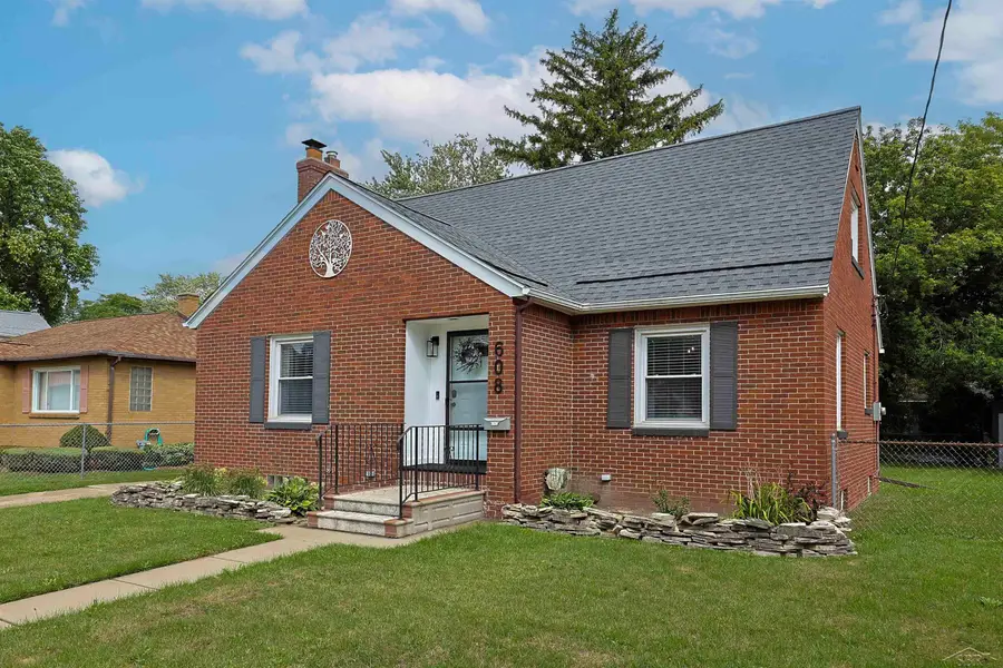 608 N Johnson, Bay City, MI 48708 - #2