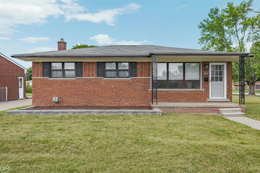 8587 Christine, Warren, MI 48093 - #2