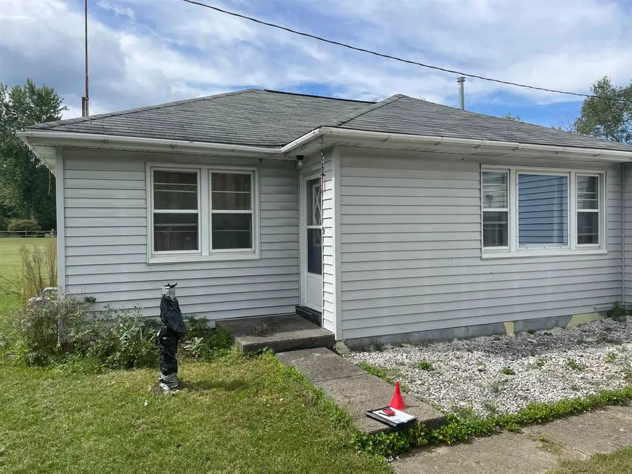 2671 E Maple, Clare, MI 48617 - #2