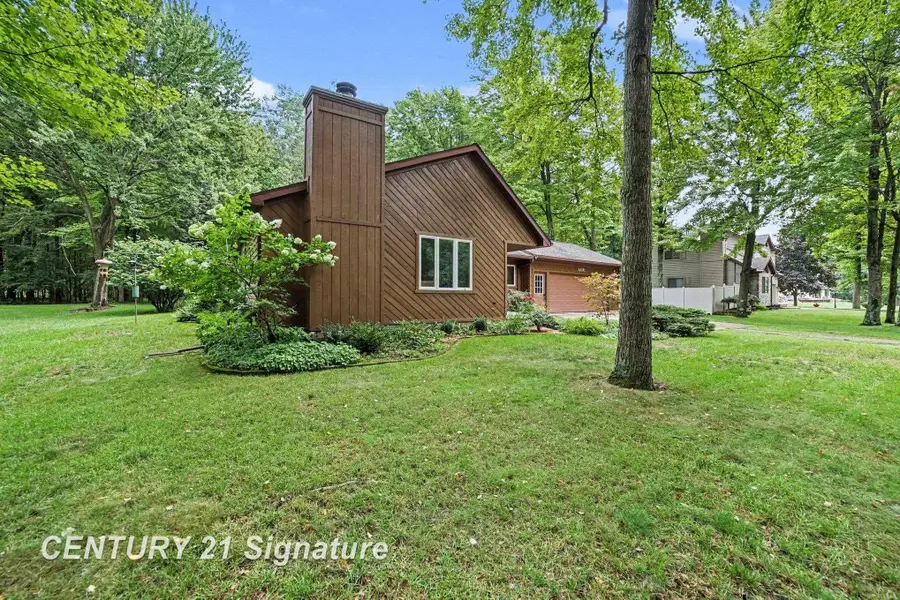 4431 S Airport, Bridgeport, MI 48722 - #3