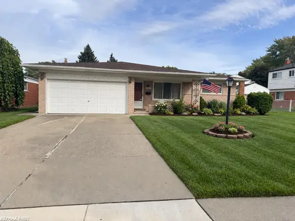 33628 Chatsworth, Sterling Heights, MI 48312