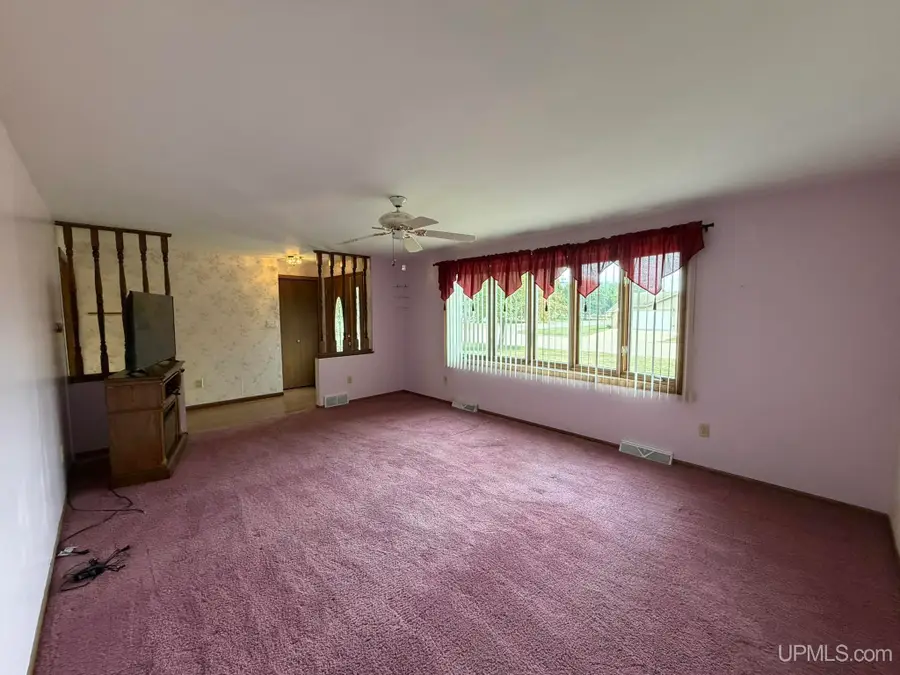 813 Turner, Kingsford, MI 49802 - #3