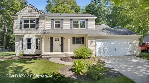 5628 Bloomfield, Midland, MI 48642