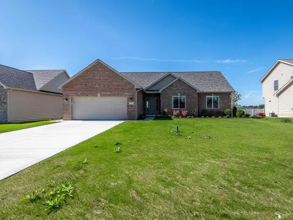 792 E Sweet Briar, Monroe, MI 48161
