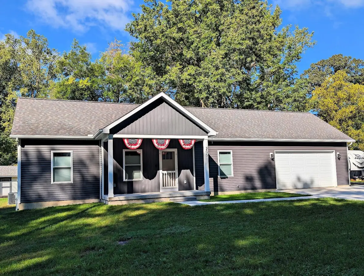 200 Perry, Montrose, MI 48457 - #1