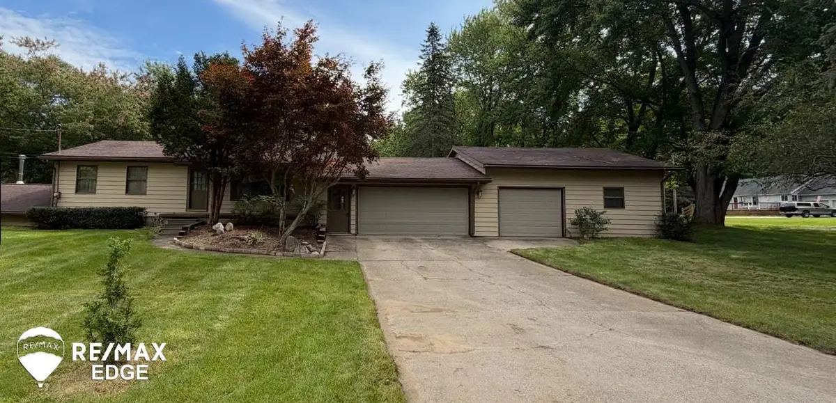 6420 Oxbow, Flint, MI 48506 - #1