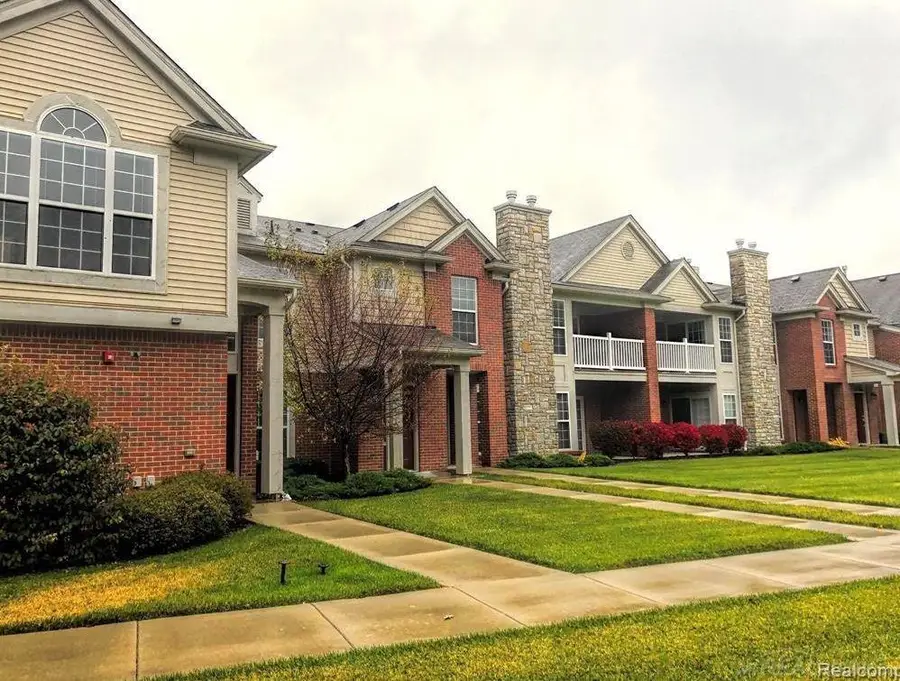 28228 Oakmonte, New Hudson, MI 48165 - #2