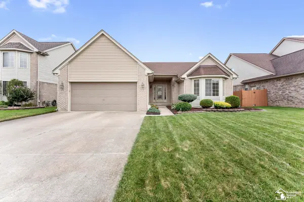 24587 Brentwood, Brownstown, MI 48183