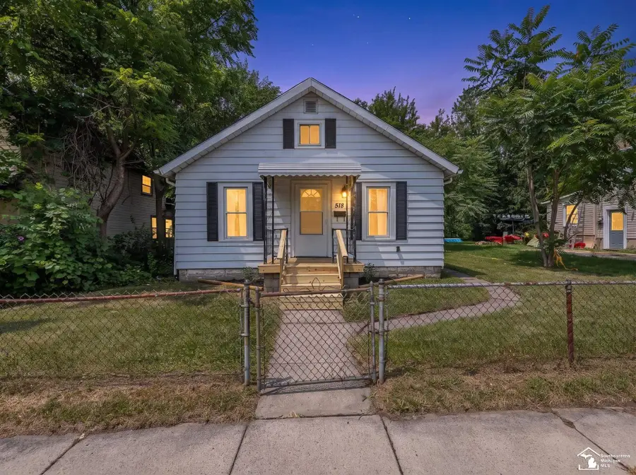 518 Eastchester, Monroe, MI 48161 - #2