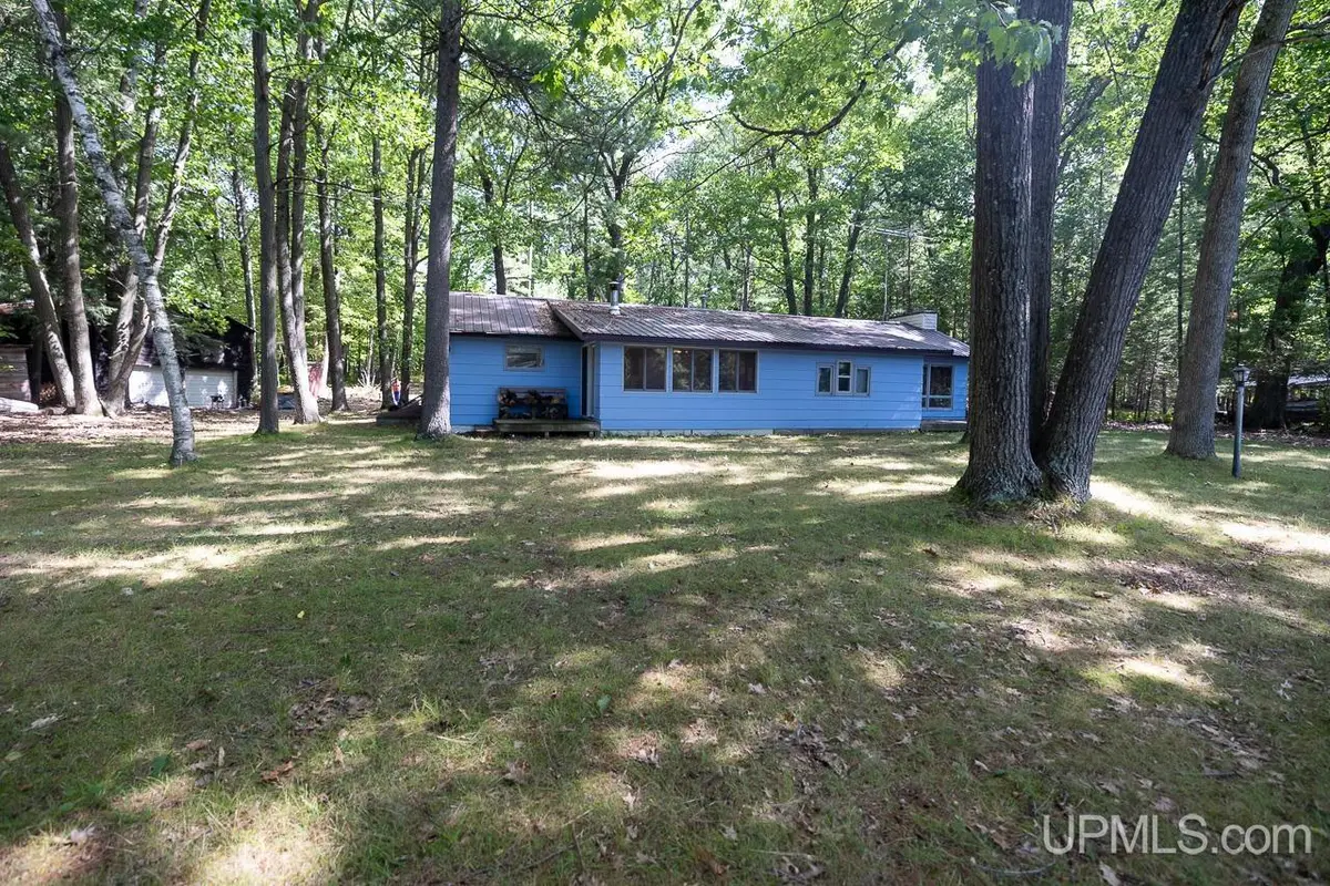 N2809 River, Wallace, MI 49893 - #1