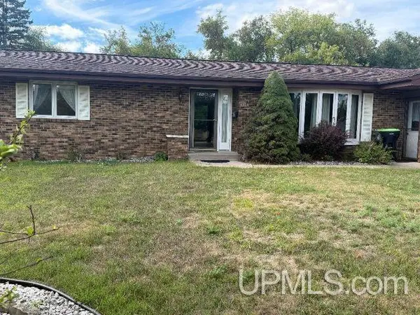 1307 E Grant, Iron Mountain, MI 49801