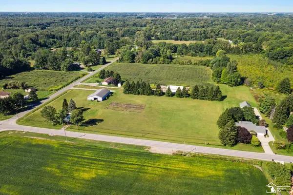 9901 Secor, Temperance, MI 48182