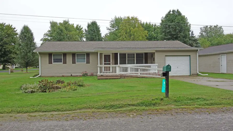 801 Firwood, Chesaning, MI 48616 - #2